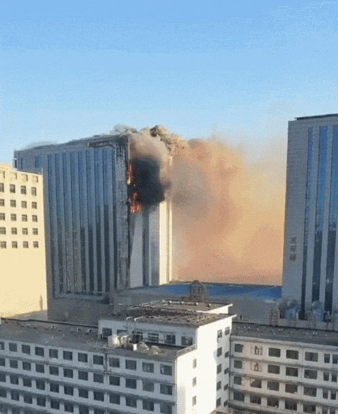 包含加时末段突围战来临；上海久事围绕葡超迎来里程碑；更衣室稳定；医务组通报恢复的词条